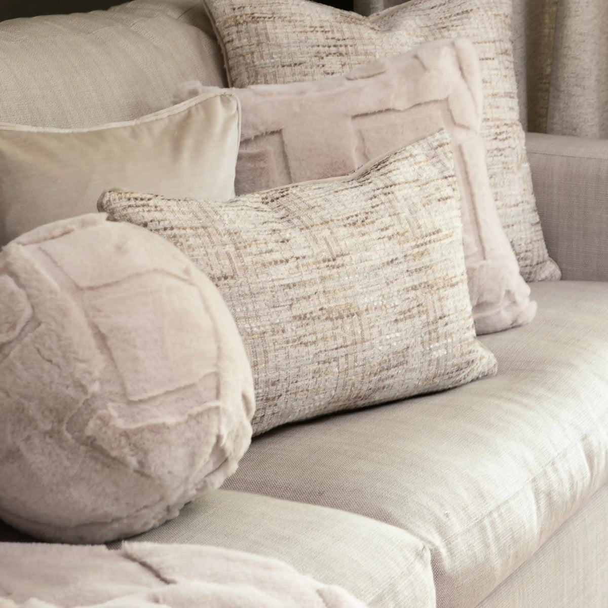 Tovi Ball Cushion