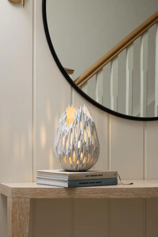 Tiaga Lamp